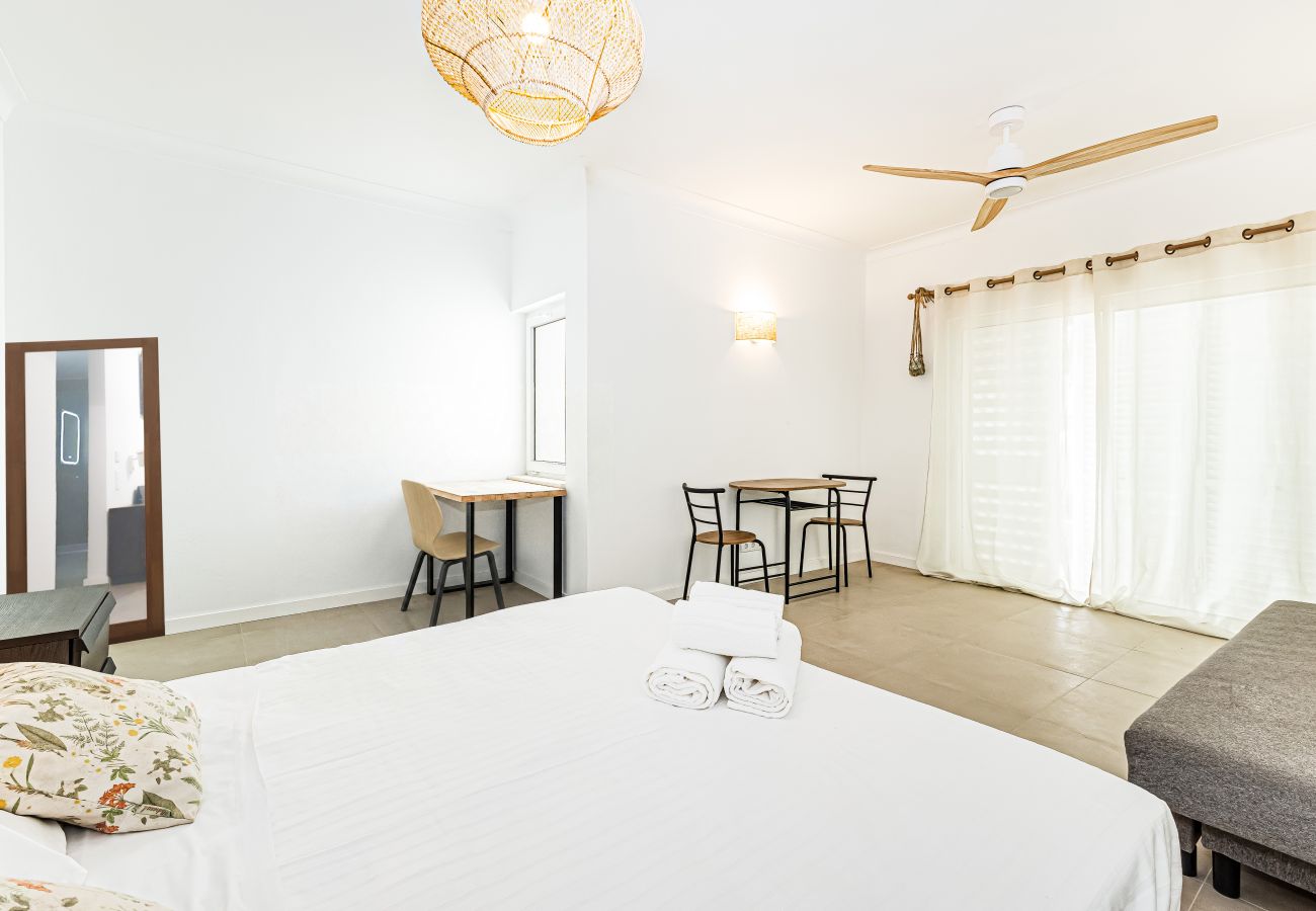 Villa en Lagos - Chilling in Lagos: Location | Pool | BBQ | Friends 