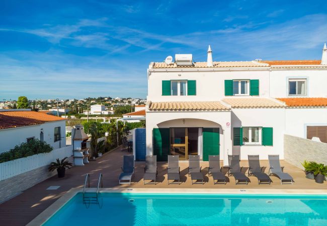 Villa en Albufeira - Villa Sunny Villa en Albufeira - Villa Sunny