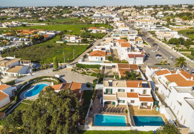 Villa en Albufeira - Villa Sunny Villa en Albufeira - Villa Sunny