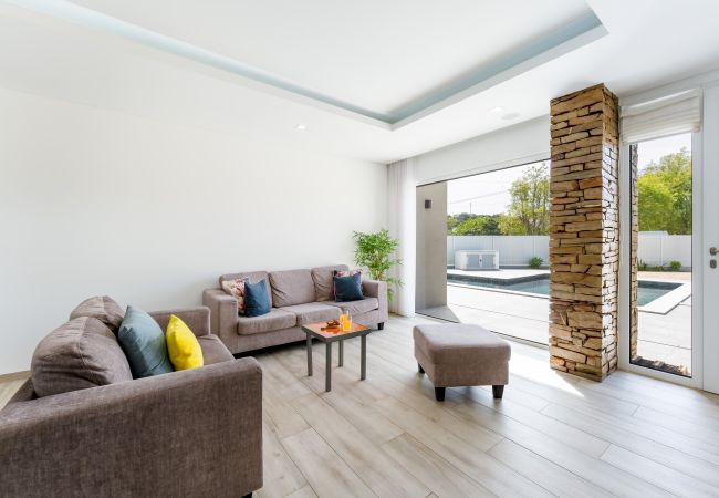 Villa en Faro - Villa Almargens | 3 Dormitorios | Campo | São Brás Alportel Villa en Faro - Villa Almargens | 3 Dormitorios | Campo | São Brás Alportel