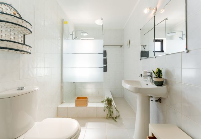 Casa en Santa Bárbara de Nexe - Casa Federica | 4 Habitaciones | Vista Magnifica | Loulé  Casa en Santa Bárbara de Nexe - Casa Federica | 4 Habitaciones | Vista Magnifica | Loulé