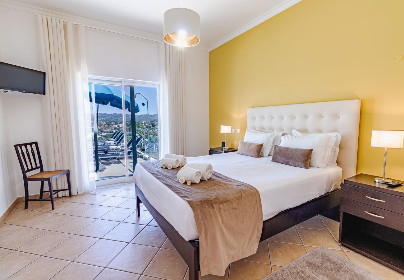 Villa en Faro - Villa Belchior | 3 Dormitorios | Campo | Alportel São Brás