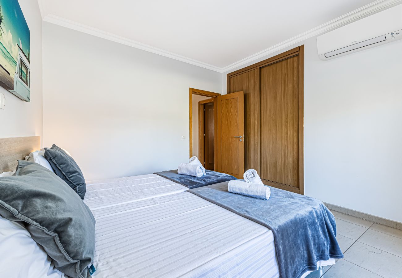 Apartamento en Lagos - Encosta By The Marina, Beach & City Center