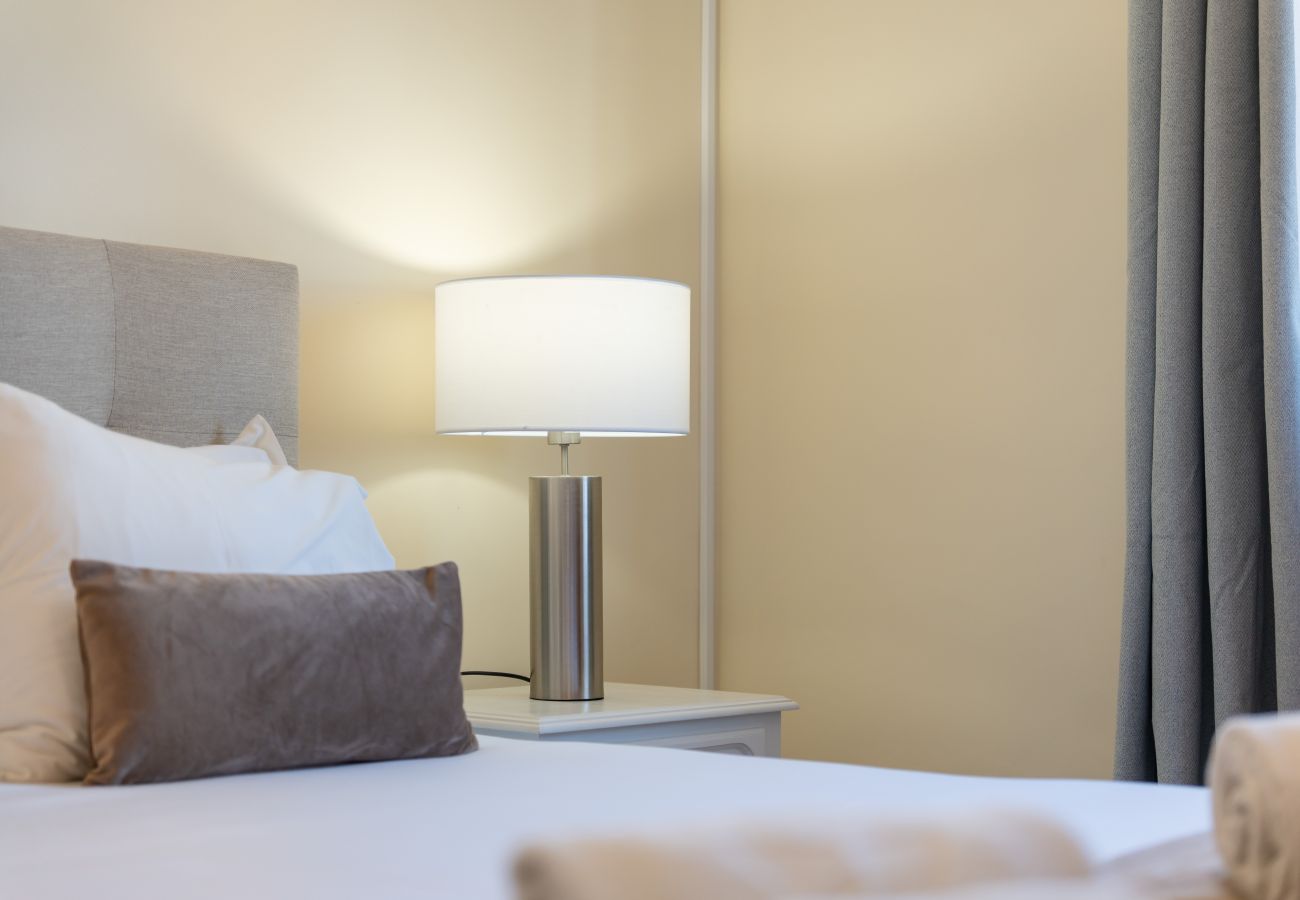 Villa en Albufeira - Villa Girassol | 5 Dormitorios | Central | Albufeira