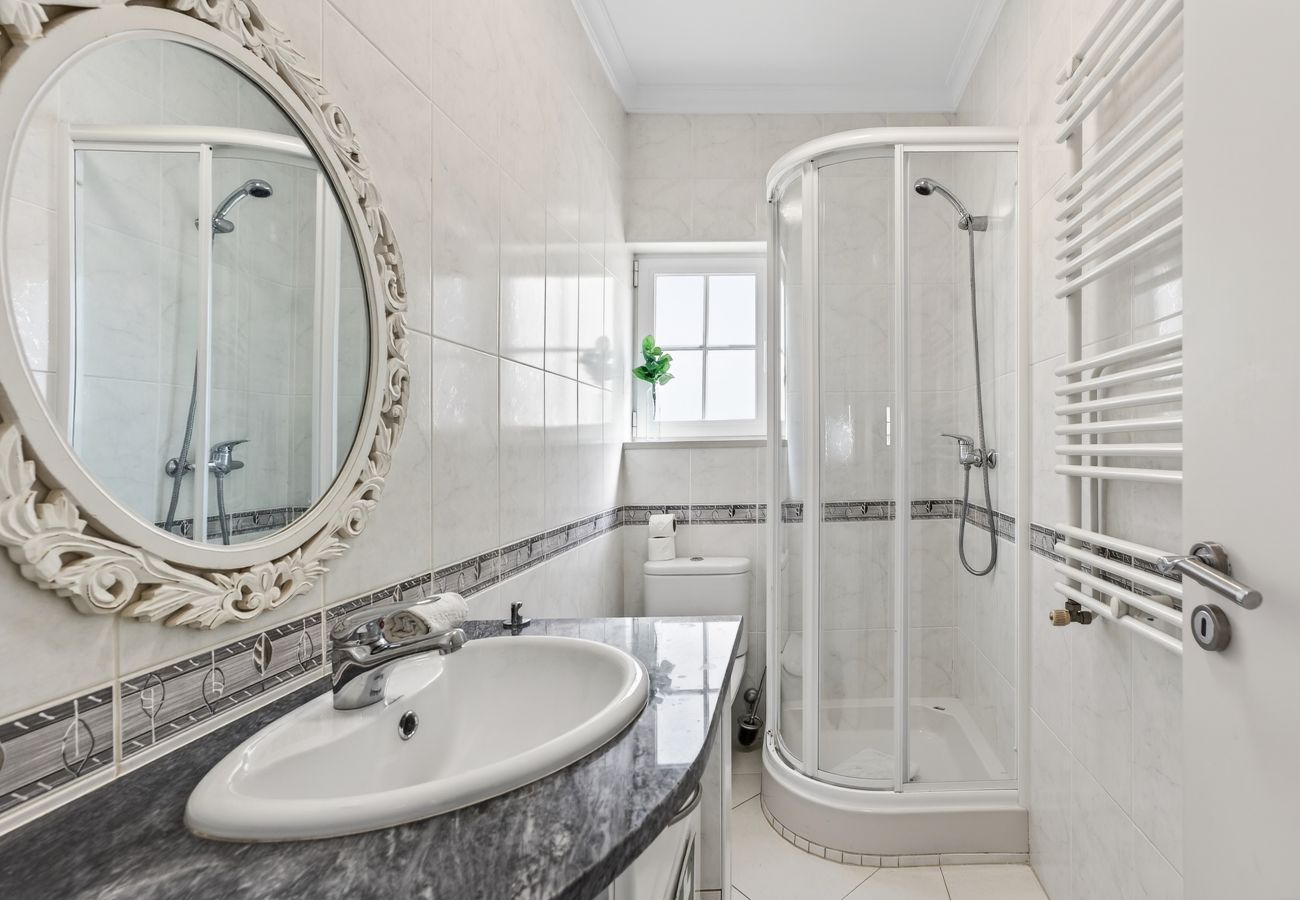 Villa en Albufeira - Villa Feliz | 4 dormitorios | Cerca del puerto deportivo | Albufeira