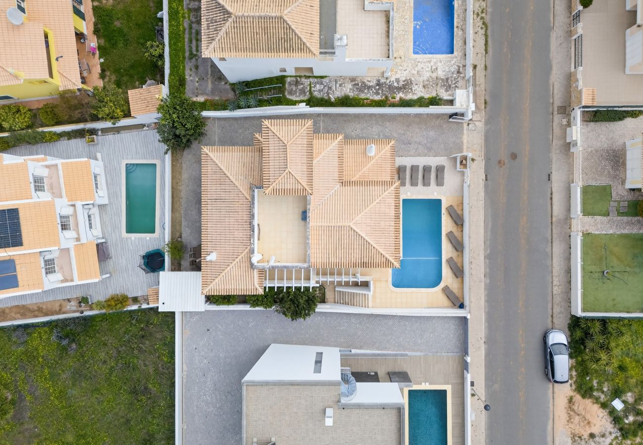 Villa en Albufeira - Villa Feliz | 4 dormitorios | Cerca del puerto deportivo | Albufeira