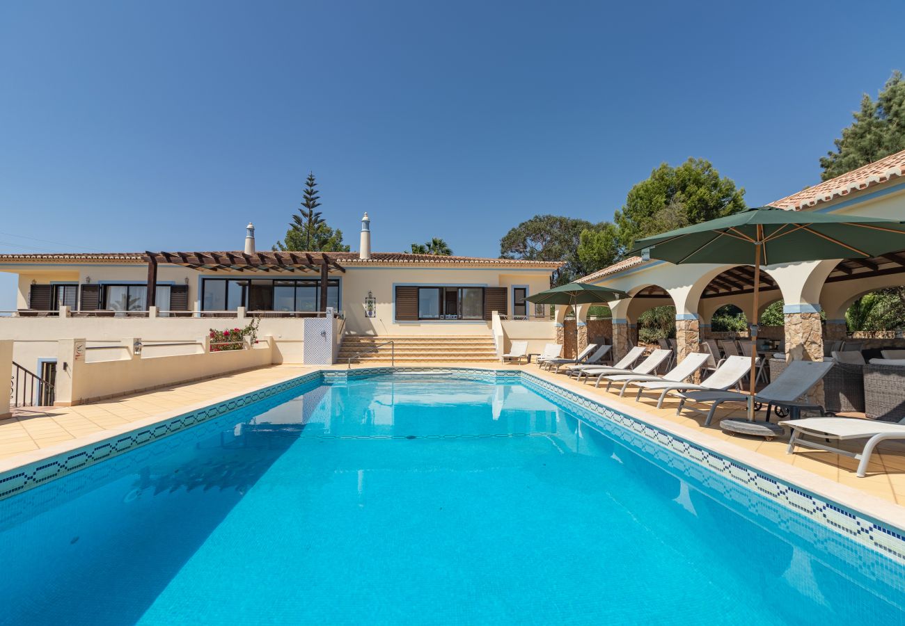 Villa en Lagoa - Quinta dos Loendros |  9 dormitorios | Carvoeiro | Jacuzzi