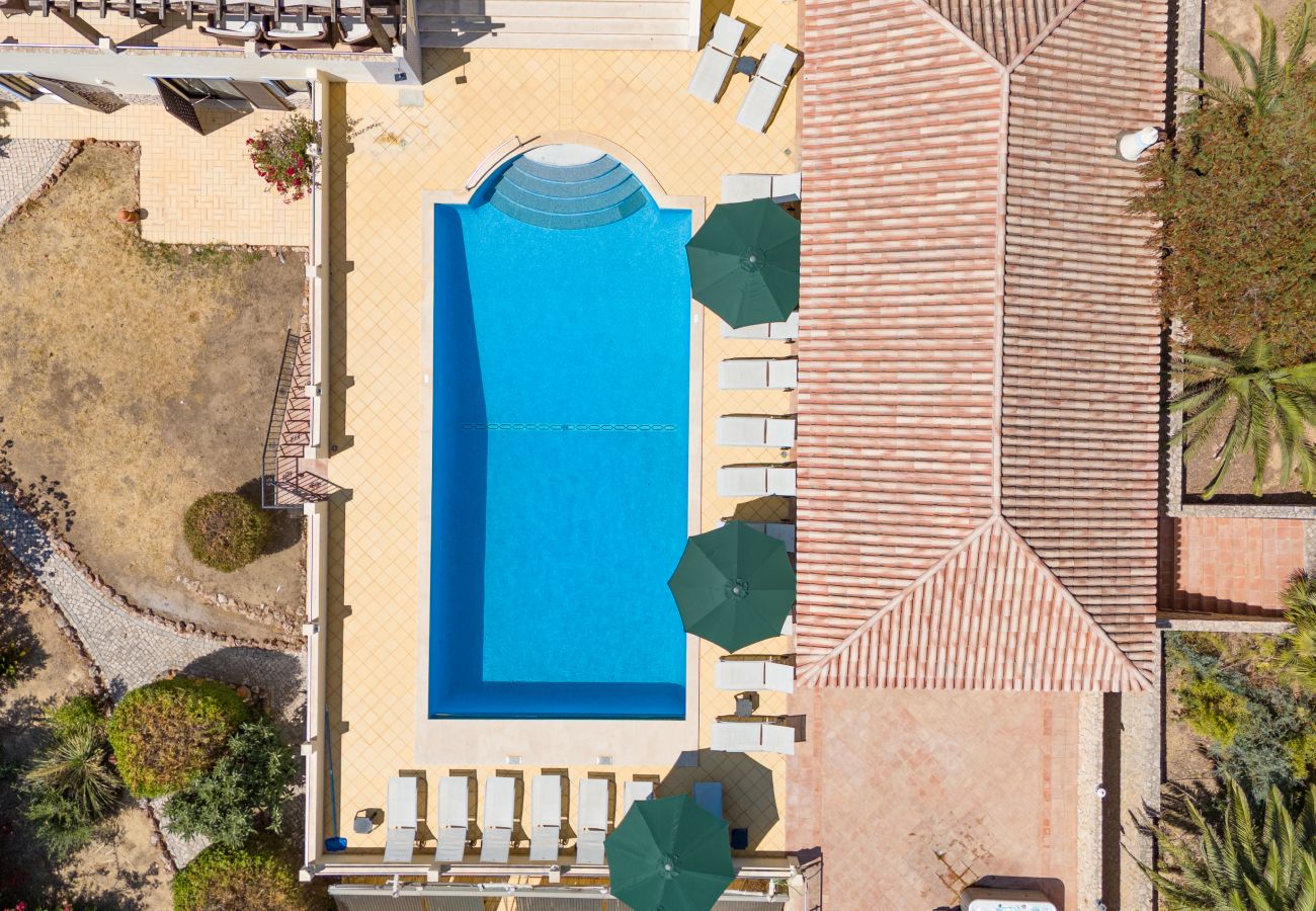 Villa en Lagoa - Quinta dos Loendros |  9 dormitorios | Carvoeiro | Jacuzzi