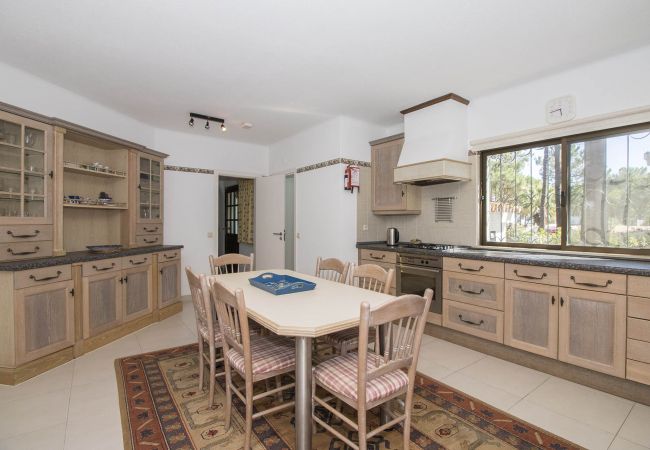 Villa à Vilamoura - Villa Joselina | 4 Chambres | Vue Golf | Vilamoura Villa à Vilamoura - Villa Joselina | 4 Chambres | Vue Golf | Vilamoura