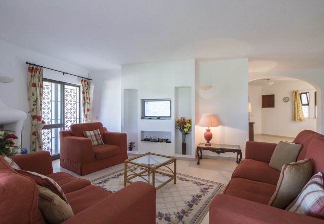 Villa à Vilamoura - Villa Joselina | 4 Chambres | Vue Golf | Vilamoura Villa à Vilamoura - Villa Joselina | 4 Chambres | Vue Golf | Vilamoura