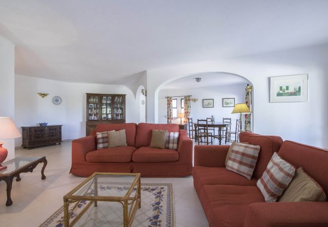 Villa à Vilamoura - Villa Joselina | 4 Chambres | Vue Golf | Vilamoura Villa à Vilamoura - Villa Joselina | 4 Chambres | Vue Golf | Vilamoura