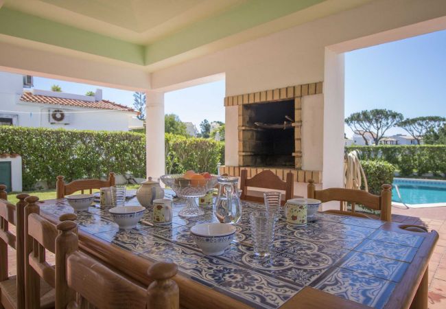 Villa à Vilamoura - Villa Jade | 4 Chambres | Piscine | Old Village | Vilamoura Villa à Vilamoura - Villa Jade | 4 Chambres | Piscine | Old Village | Vilamoura