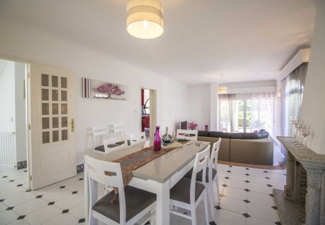 Villa à Vilamoura - Villa Jade | 4 Chambres | Piscine | Old Village | Vilamoura Villa à Vilamoura - Villa Jade | 4 Chambres | Piscine | Old Village | Vilamoura