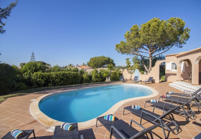 Villa à Vilamoura - Villa Anita | 5 Chambres | Privé | Vilamoura Villa à Vilamoura - Villa Anita | 5 Chambres | Privé | Vilamoura
