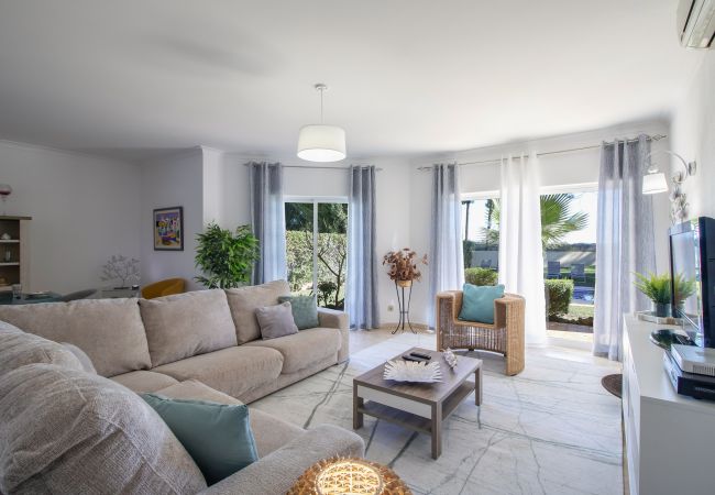 Maison à Vilamoura - Casa Clara | 4 Chambres | Piscine Privée | Vilamoura Maison à Vilamoura - Casa Clara | 4 Chambres | Piscine Privée | Vilamoura