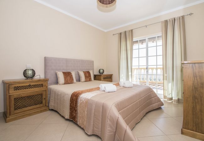 Villa à Estoi - Villa Florencio | 4 Chambres | Vues Panoramiques | Estói Villa à Estoi - Villa Florencio | 4 Chambres | Vues Panoramiques | Estói