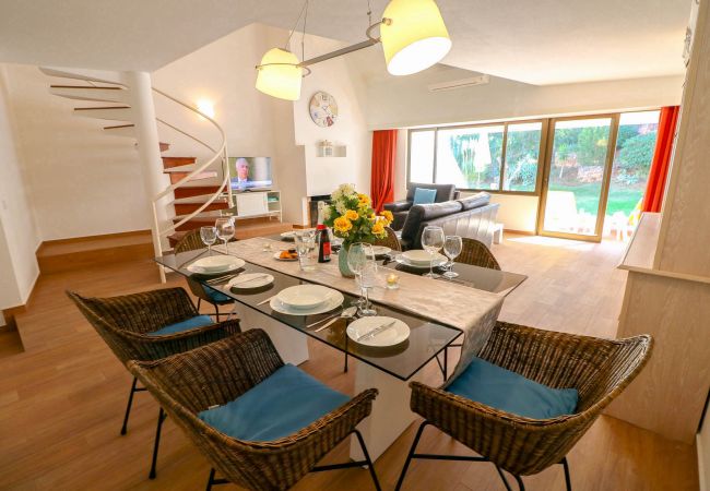 Maison mitoyenne à Vilamoura - Casa Moura Golfe | 3 Chambres | Vilamoura Maison mitoyenne à Vilamoura - Casa Moura Golfe | 3 Chambres | Vilamoura