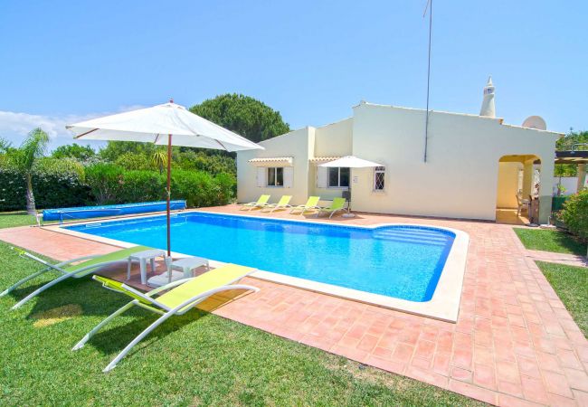 Villa à Vilamoura - Casa Nova | 3 Chambres | Extérieur Spacieux | Vilamoura