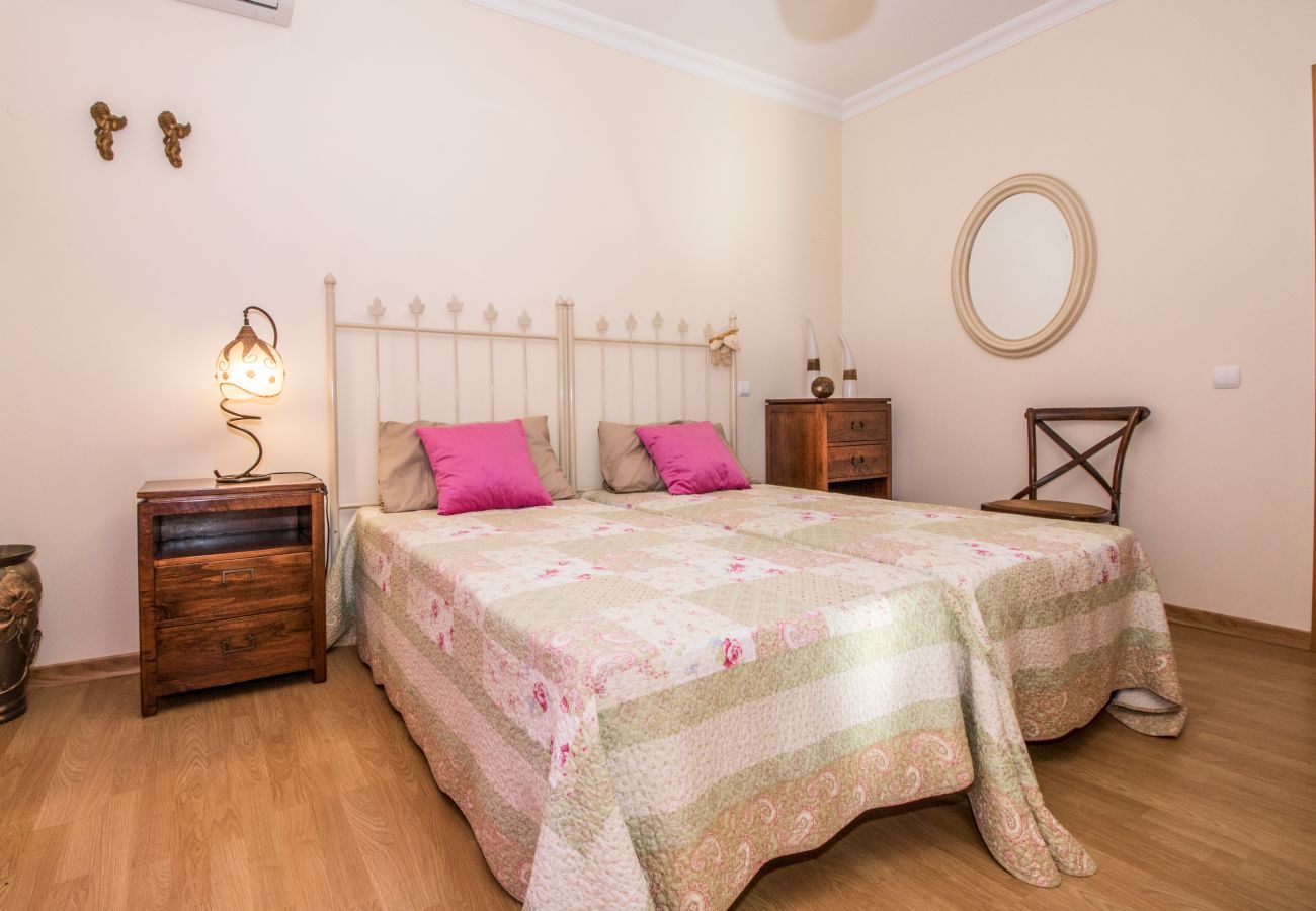 Villa à Boliqueime - Quinta das Yuccas | 6 Chambres | Maison de Campagne | Boliqueime