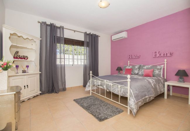 Villa à Almancil - Villa Caravela | 4 Chambres | Magnifique Jardin | Almancil Villa à Almancil - Villa Caravela | 4 Chambres | Magnifique Jardin | Almancil
