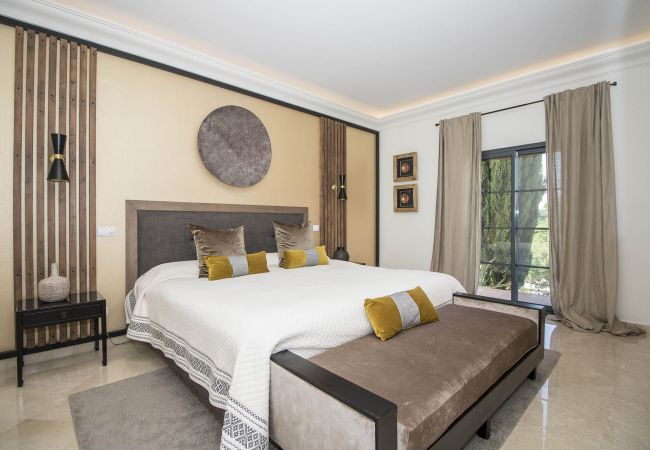 Villa à Almancil - Villa Esmeralda | 5 Chambres | Élégant | Almancil Villa à Almancil - Villa Esmeralda | 5 Chambres | Élégant | Almancil