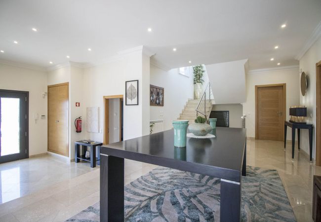 Villa à Almancil - Villa Esmeralda | 5 Chambres | Élégant | Almancil Villa à Almancil - Villa Esmeralda | 5 Chambres | Élégant | Almancil