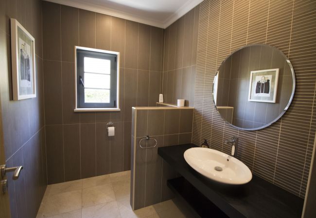 Villa à Almancil - Villa Esmeralda | 5 Chambres | Élégant | Almancil Villa à Almancil - Villa Esmeralda | 5 Chambres | Élégant | Almancil