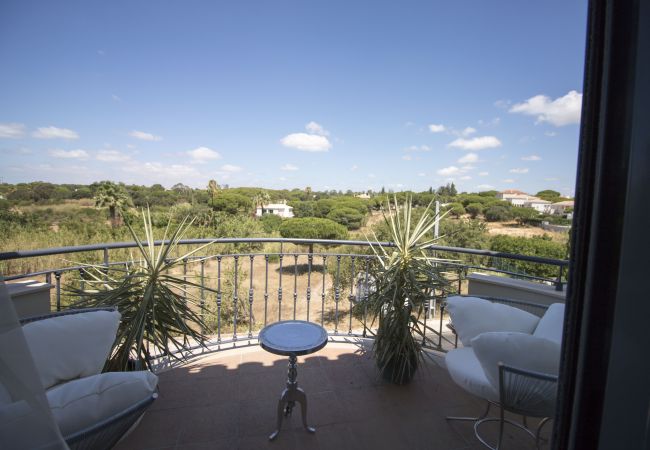 Villa à Almancil - Villa Esmeralda | 5 Chambres | Élégant | Almancil Villa à Almancil - Villa Esmeralda | 5 Chambres | Élégant | Almancil