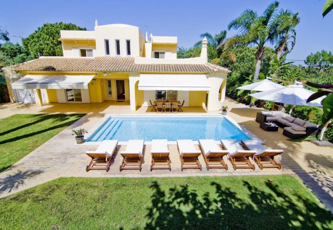 Villa à Almancil - Villa Jasmim | 4 Chambres | Ensoleillé | Almancil Villa à Almancil - Villa Jasmim | 4 Chambres | Ensoleillé | Almancil