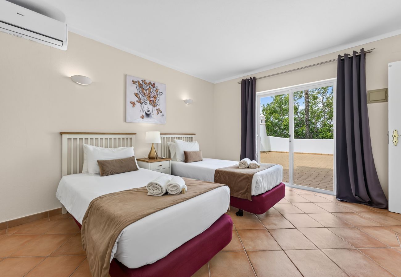 Villa à Almancil - Villa Jasmim | 4 Chambres | Ensoleillé | Almancil
