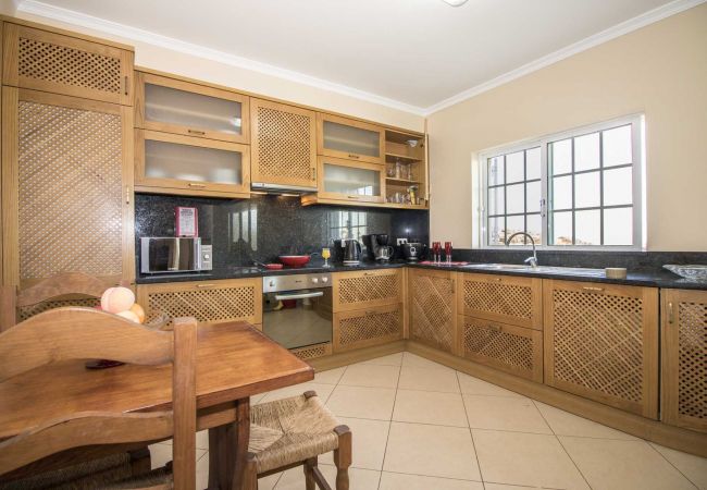 Villa à Estoi - Villa Panoramica | 5 Chambres | Vue Panoramique | Estói Villa à Estoi - Villa Panoramica | 5 Chambres | Vue Panoramique | Estói