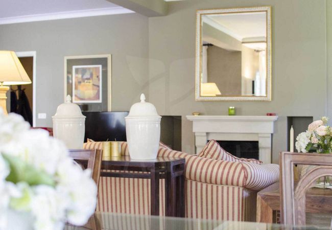 Villa à Vilamoura - Villa Rubi | 6 Chambres | Vue sur le Golf | Vilamoura Villa à Vilamoura - Villa Rubi | 6 Chambres | Vue sur le Golf | Vilamoura