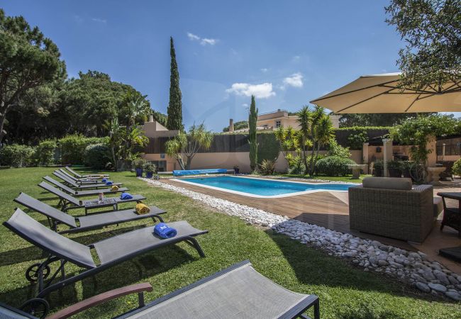 Villa à Vilamoura - Villa Rubi | 6 Chambres | Vue sur le Golf | Vilamoura Villa à Vilamoura - Villa Rubi | 6 Chambres | Vue sur le Golf | Vilamoura