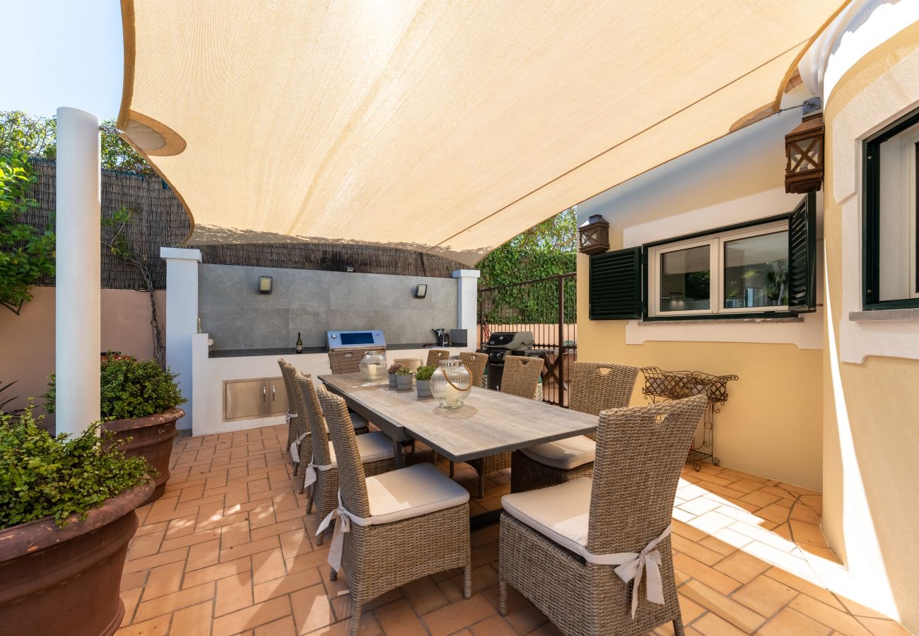 Villa à Vilamoura - Villa Rubi | 6 Chambres | Vue sur le Golf | Vilamoura