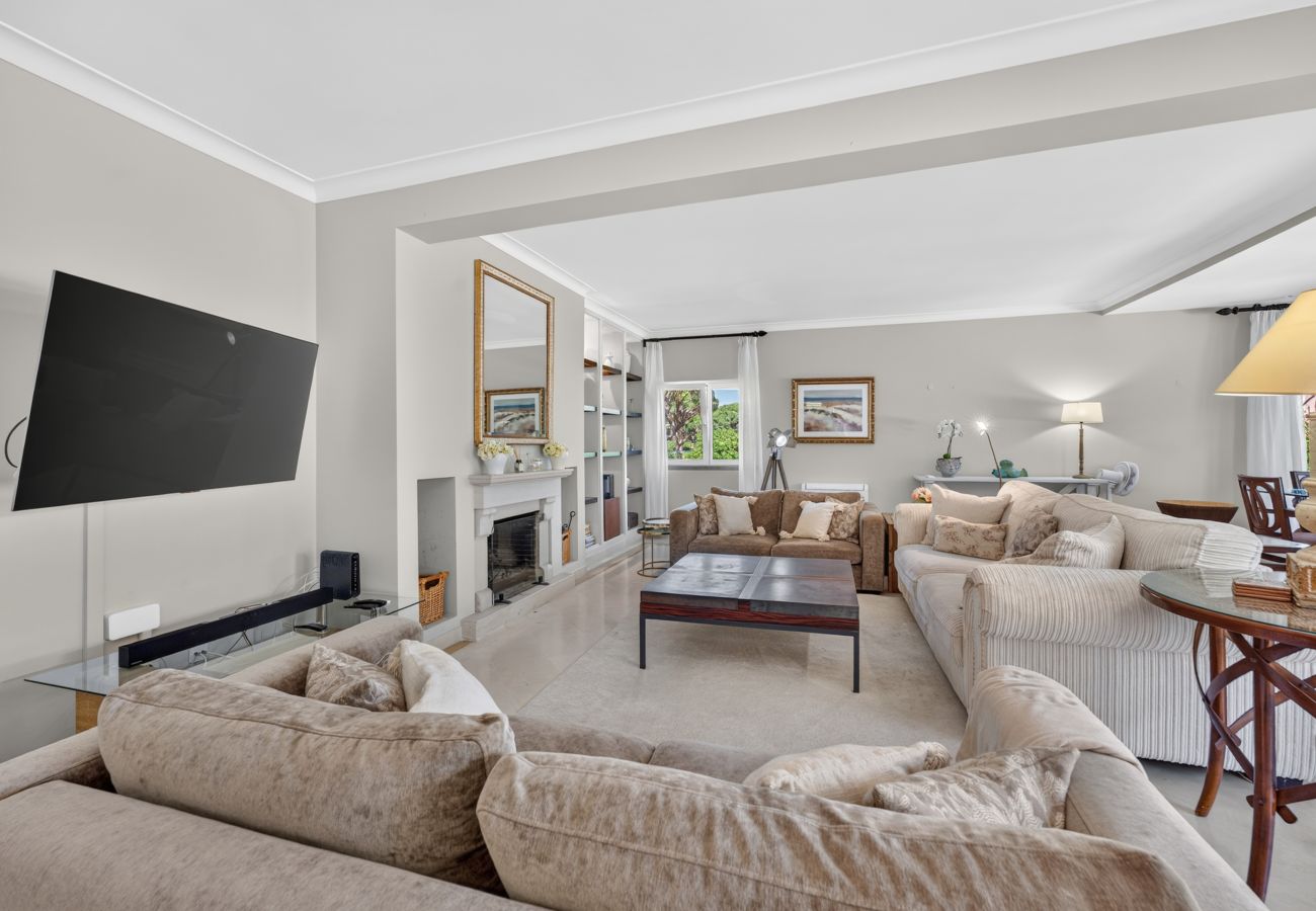 Villa à Vilamoura - Villa Rubi | 6 Chambres | Vue sur le Golf | Vilamoura