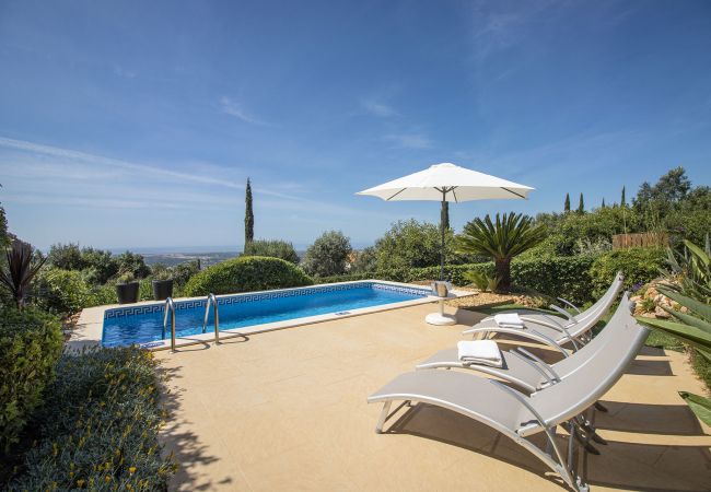 Villa à Loulé - Villa Vista | 4 Chambres | Belles Vues | Goldra Villa à Loulé - Villa Vista | 4 Chambres | Belles Vues | Goldra
