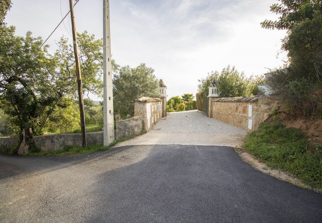 Gîte Rural à Estoi - Casa Serena | 6 Chambres | Maison de Campagne | Estoi Gîte Rural à Estoi - Casa Serena | 6 Chambres | Maison de Campagne | Estoi