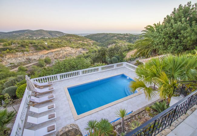 Villa à Faro - Villa Caribe | 5 Chambres | Vue Panoramique | São Brás Villa à Faro - Villa Caribe | 5 Chambres | Vue Panoramique | São Brás