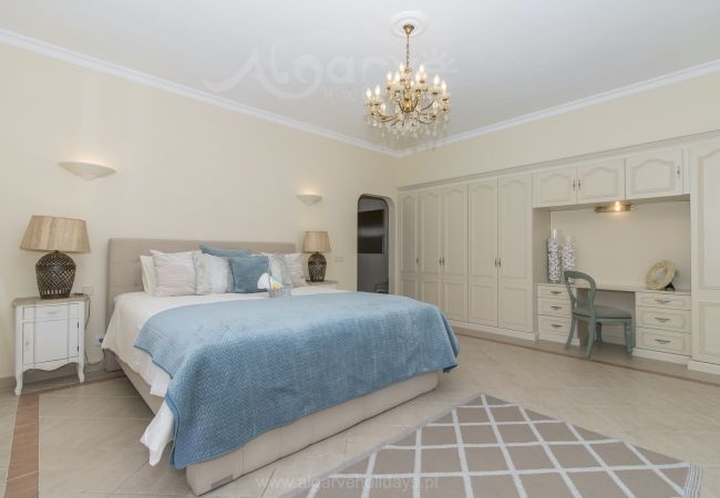 Villa à Vilamoura - Villa Magellan | 4 Chambres | Vue Golf | Vilamoura Villa à Vilamoura - Villa Magellan | 4 Chambres | Vue Golf | Vilamoura