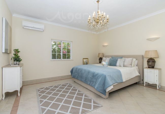 Villa à Vilamoura - Villa Magellan | 4 Chambres | Vue Golf | Vilamoura Villa à Vilamoura - Villa Magellan | 4 Chambres | Vue Golf | Vilamoura