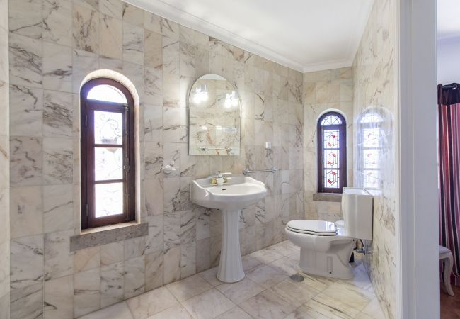 Villa à Galé - Villa Brisa do Mar | 4 Chambres | Proche de la Plage | Galé Villa à Galé - Villa Brisa do Mar | 4 Chambres | Proche de la Plage | Galé