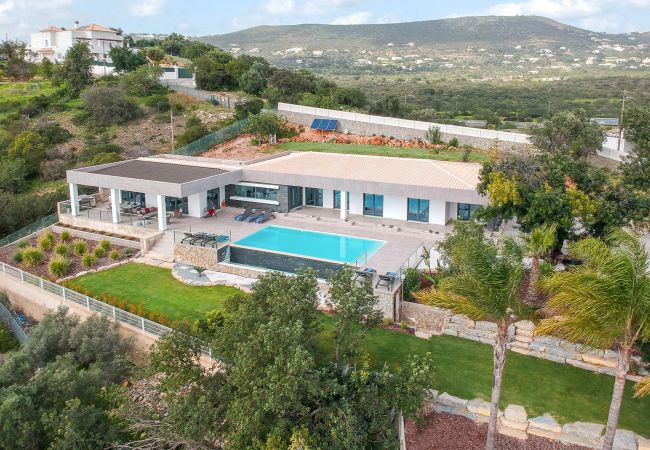 Villa à Almancil - Villa Monroy | 4 Chambres | Moderne | Caliços
