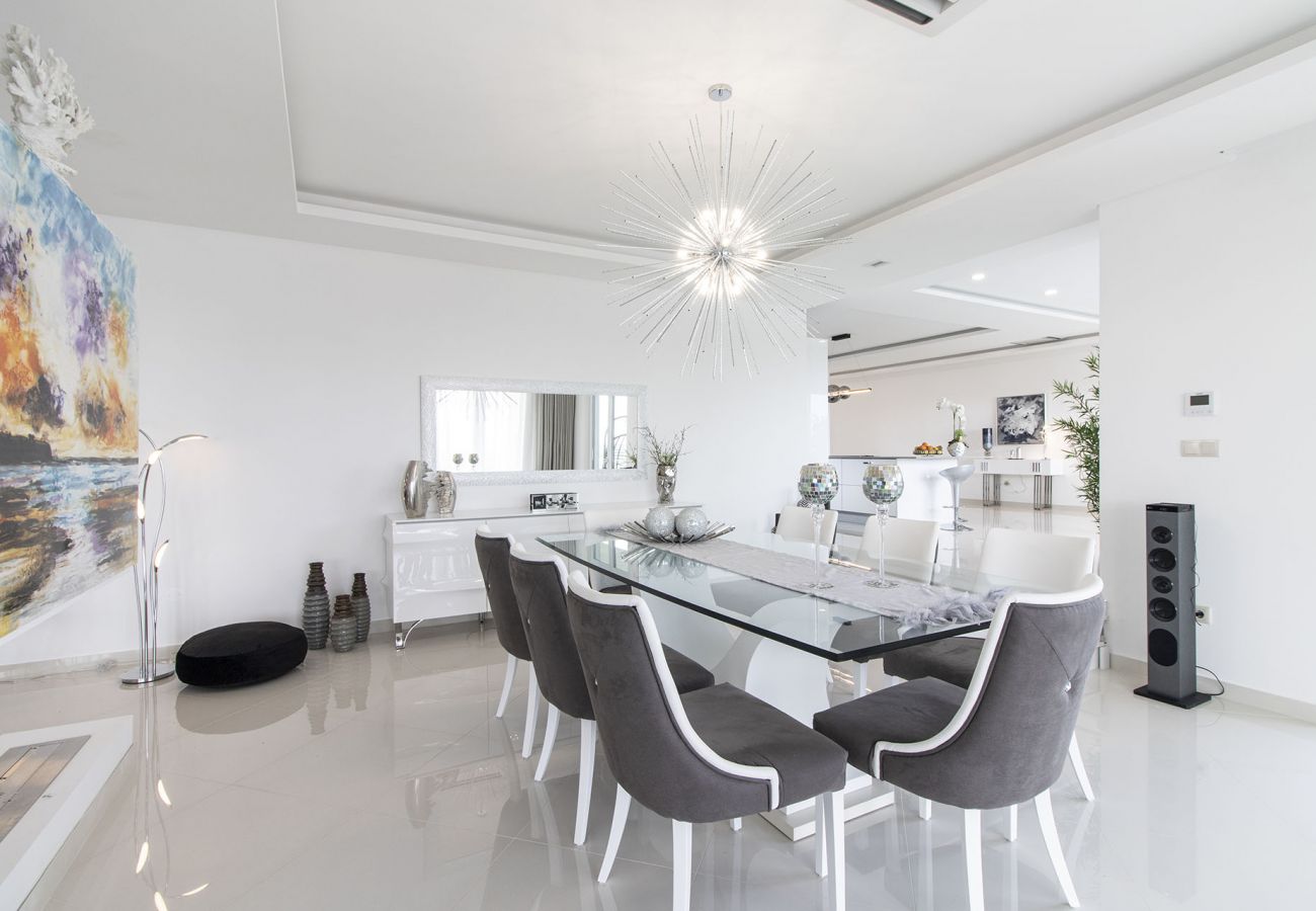 Villa à Almancil - Villa Monroy | 4 Chambres | Moderne | Caliços