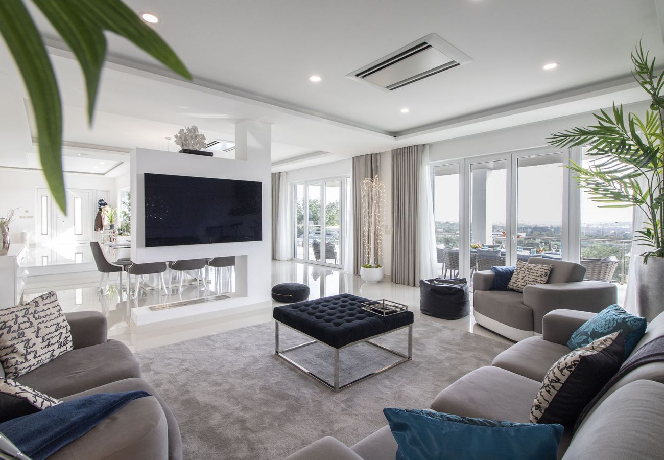 Villa à Almancil - Villa Monroy | 4 Chambres | Moderne | Caliços