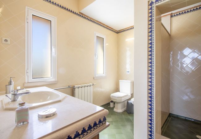 Villa à Albufeira - Quinta Dionysus | 6 Chambres | Propre Vignoble | Albufeira Villa à Albufeira - Quinta Dionysus | 6 Chambres | Propre Vignoble | Albufeira