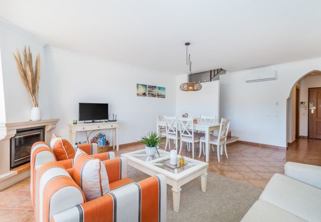 Villa à Lagos - Jardins da Meia Praia | Moradia | Piscina Villa à Lagos - Jardins da Meia Praia | Moradia | Piscina