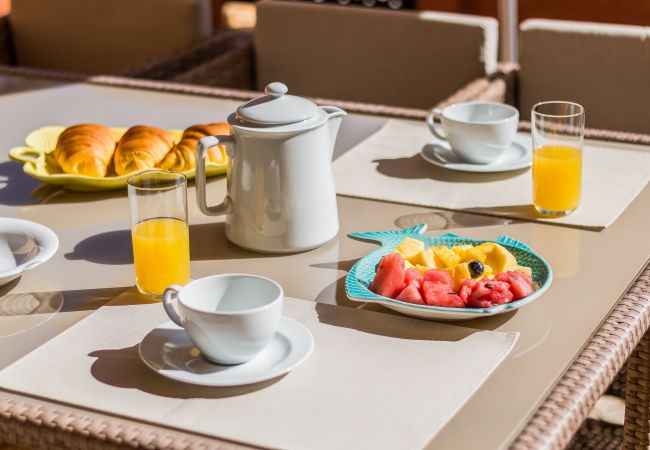 Villa à Lagos - Jardins da Meia Praia | Moradia | Piscina Villa à Lagos - Jardins da Meia Praia | Moradia | Piscina