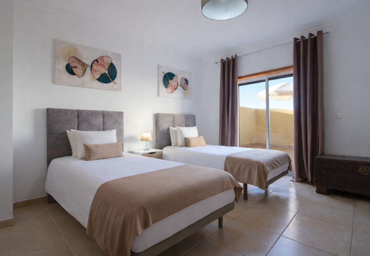 Appartement à Quarteira - Appartement Alameda | 2 Chambres | Balcon spacieux | Quarteira