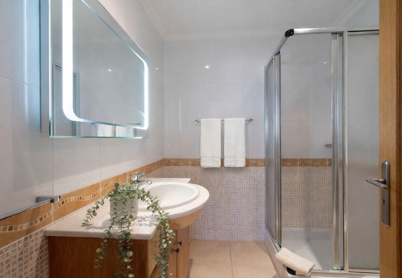 Appartement à Quarteira - Appartement Alameda | 2 Chambres | Balcon spacieux | Quarteira