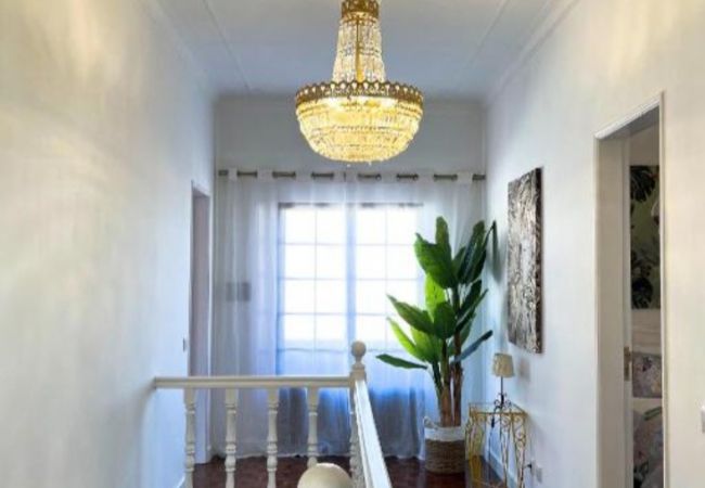 Villa à Faro - Villa Sunshine | 5 Chambres | Ensoleillé | Faro Villa à Faro - Villa Sunshine | 5 Chambres | Ensoleillé | Faro